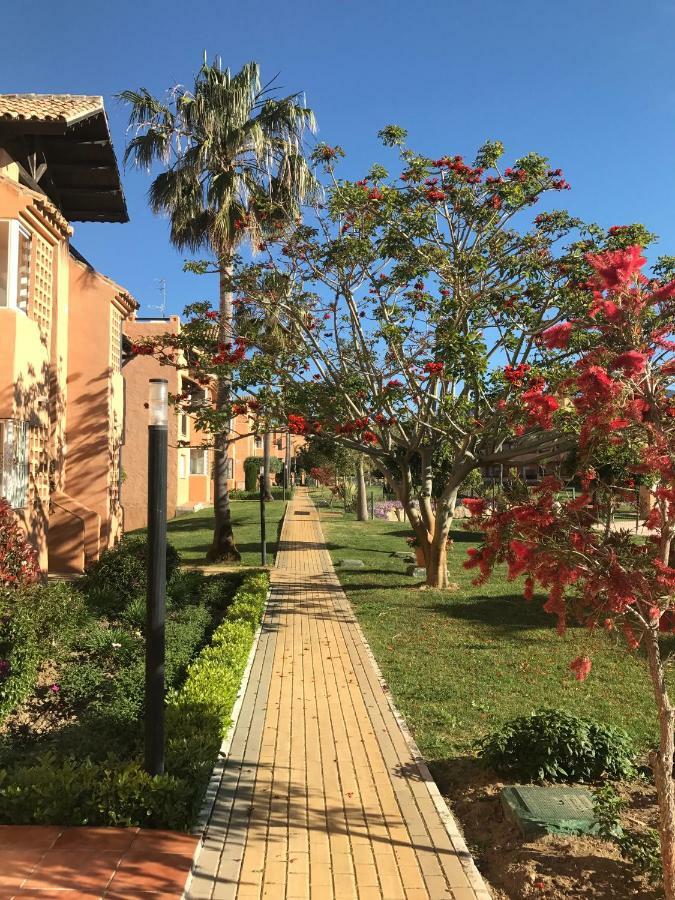 Casa Del Duke Apartment กาซาเรส ภายนอก รูปภาพ